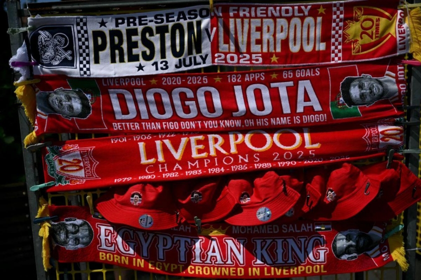 Liverpool tưởng nhớ Diogo Jota: Trận đấu đầy xúc động tại Deepdale