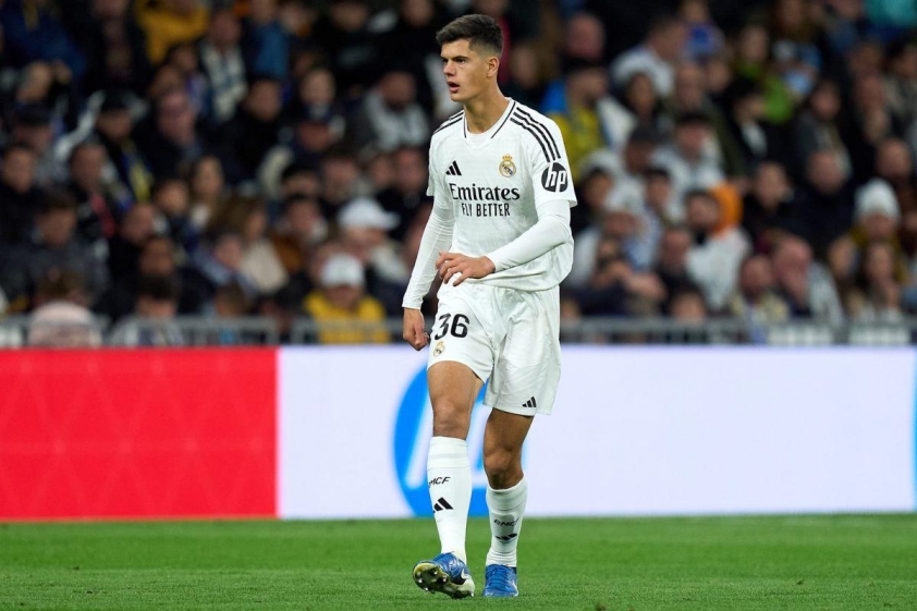 Tiền vệ trẻ Chema Andres chia tay Real Madrid, gia nhập Stuttgart