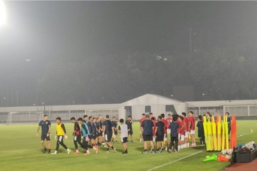U23 Indonesia toàn quân tập luyện trước trận chung kết gặp U23 Việt Nam