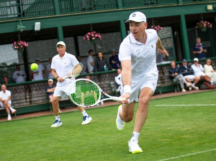 Bill Ackman: Từ Phố Wall đến Sân Quần Vợt - Cú Đúp Bất Ngờ tại Hall of Fame Open 2025
