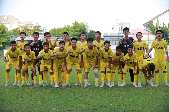 Kết quả lượt trận thứ hai vòng bảng các giải bóng đá trẻ: SLNA và Hà Tĩnh dẫn đầu