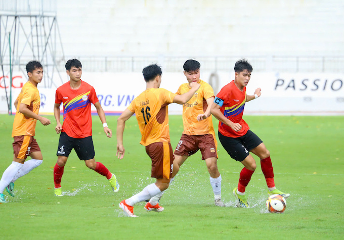 Kết quả tứ kết U21 Quốc gia 2023: Thắng lợi kịch tính của các đội bóng trẻ