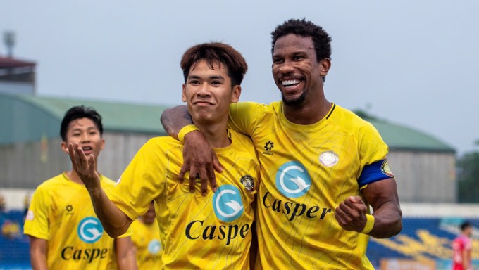 Lê Văn Thuận - Ngôi sao trẻ tỏa sáng tại V.League Awards 2024/25