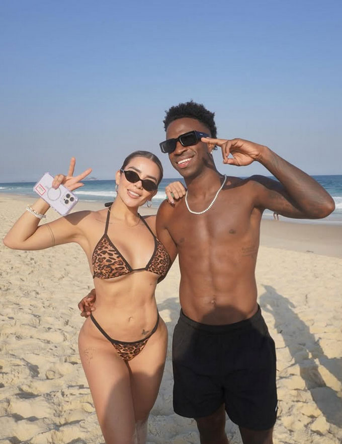 Ngôi sao Vinicius Jr. tận hưởng kỳ nghỉ xa hoa bên dàn người đẹp, giữa lúc tương lai tại Real Madrid vẫn chưa rõ ràng