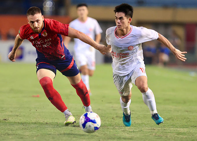 V.League 2025/26: Điều chỉnh số lượng ngoại binh - Cân bằng giữa phát triển bóng đá nội và cạnh tranh quốc tế