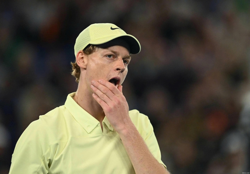 HLV Darren Cahill vắng mặt, Jannik Sinner tự tin bảo vệ ngôi vương US Open 2025
