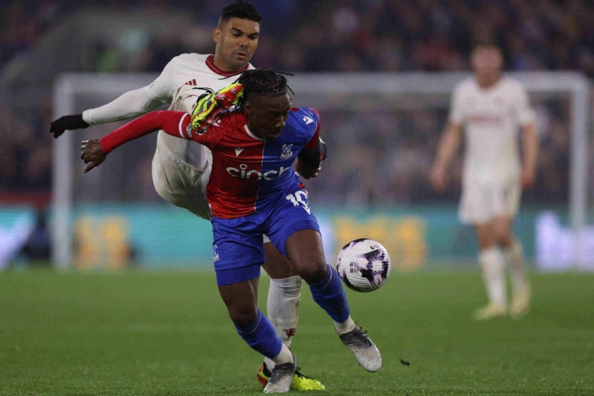 Eze tăng sức mạnh tuyến giữa Arsenal