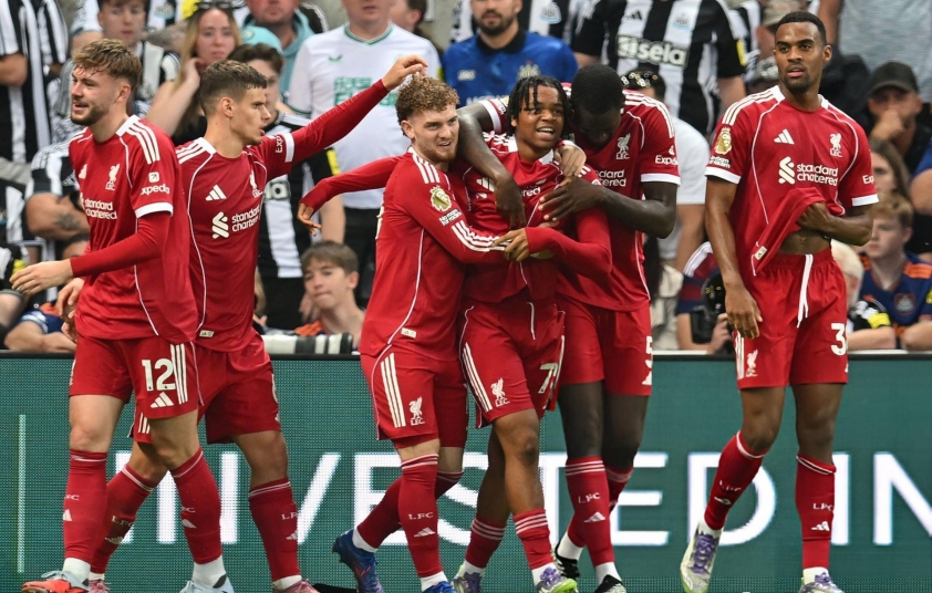 Liverpool thắng Newcastle