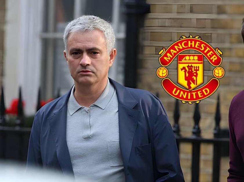 Mourinho trở lại MU