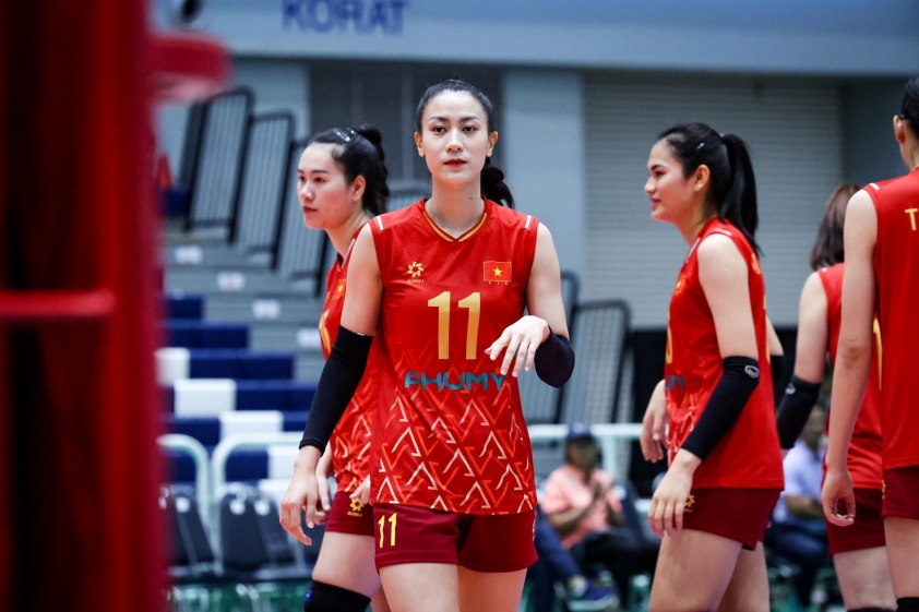 Tuyển bóng chuyền nữ Việt Nam giành HCB SEA V.League 2025, tiếc nuối trước Thái Lan