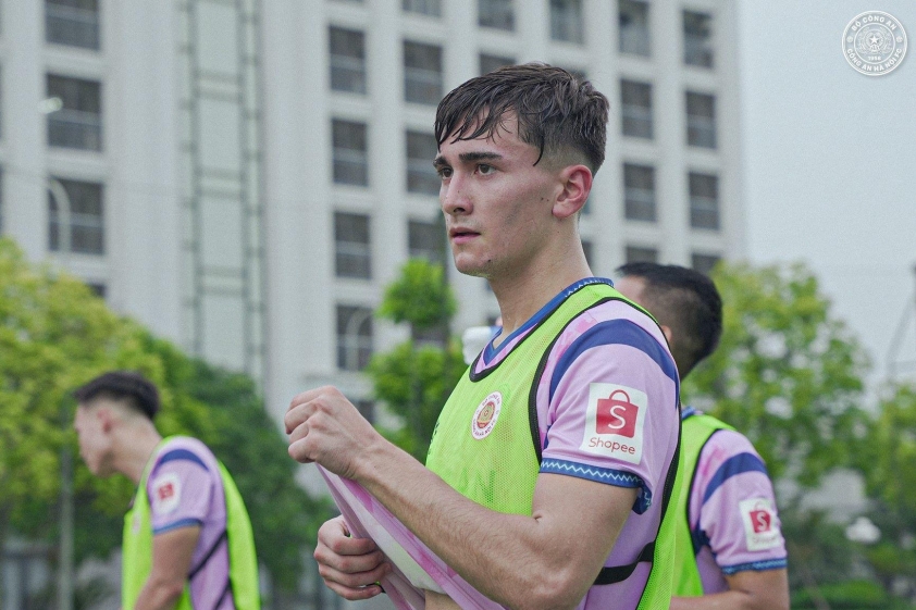 Brandon Ly - Chàng Tiền Vệ Trẻ Khát Khao Áo Đội Tuyển Việt Nam