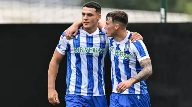 Sheffield Wednesday khủng hoảng