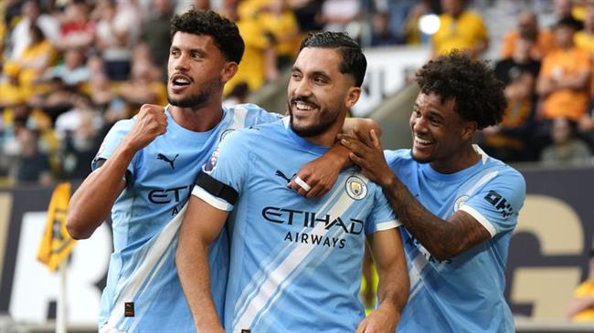 Man City có màn ra quân tưng bừng trước Wolves