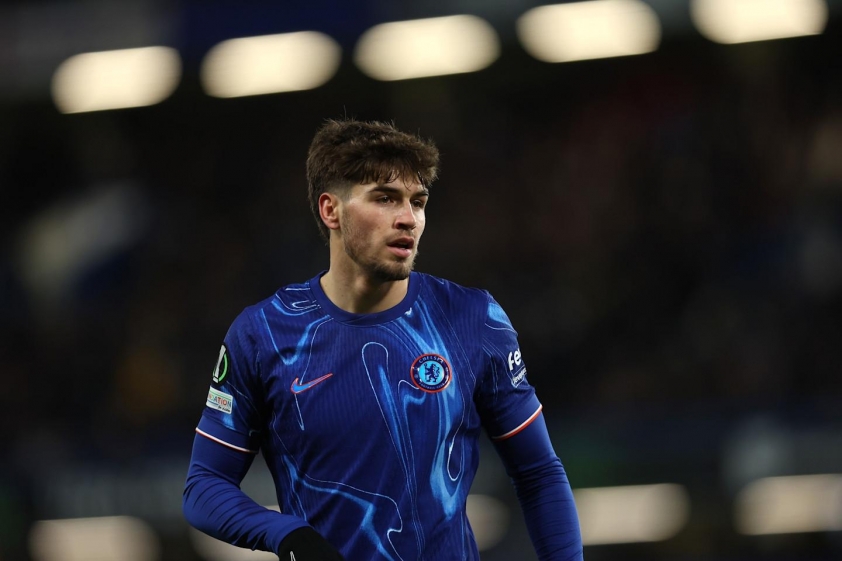 Marc Guiu trong màu áo Chelsea
