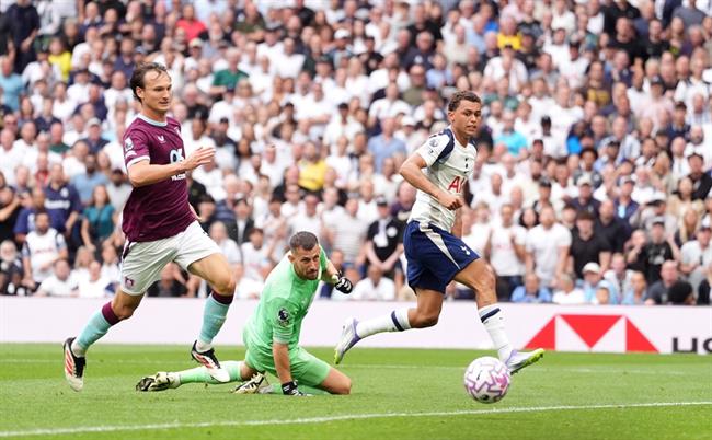 Burnley thất bại trước Tottenham