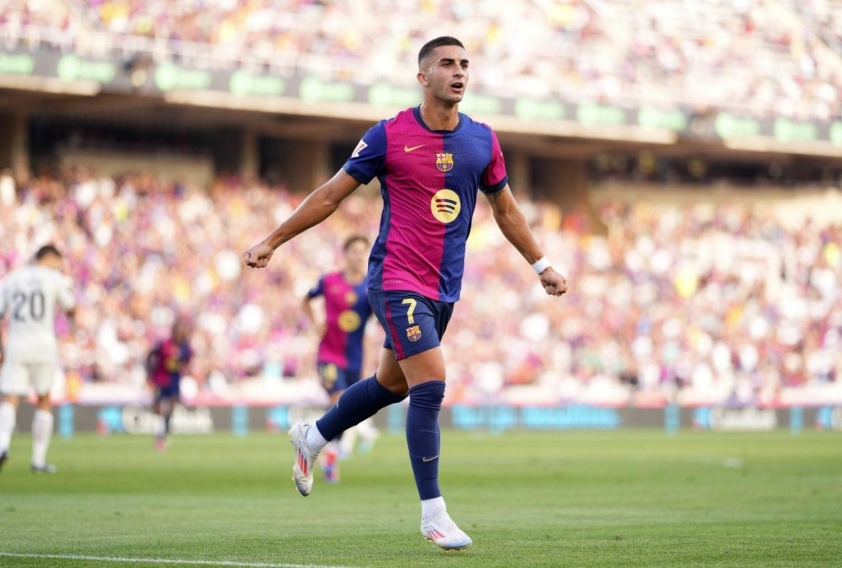 Ferran Torres và tương lai ở Barcelona
