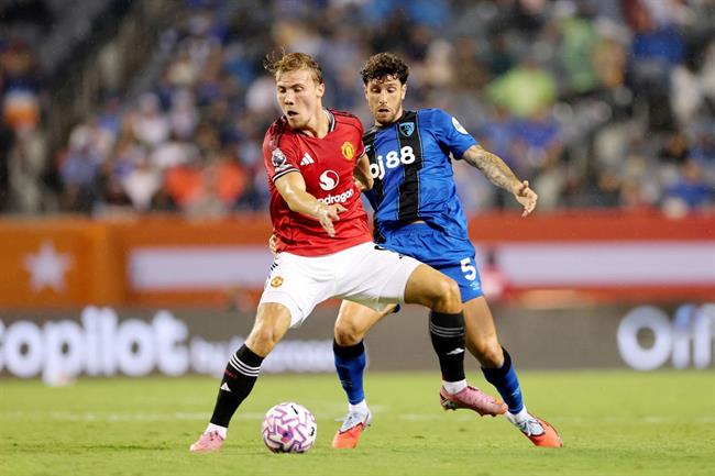 Bournemouth thua thảm khi đối đầu Man United