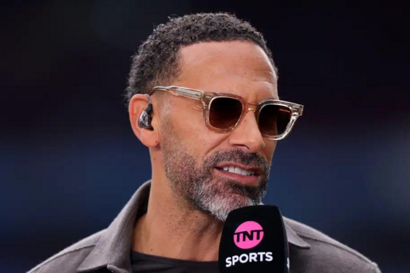 Rio Ferdinand chỉ ra vấn đề của Bruno Fernandes