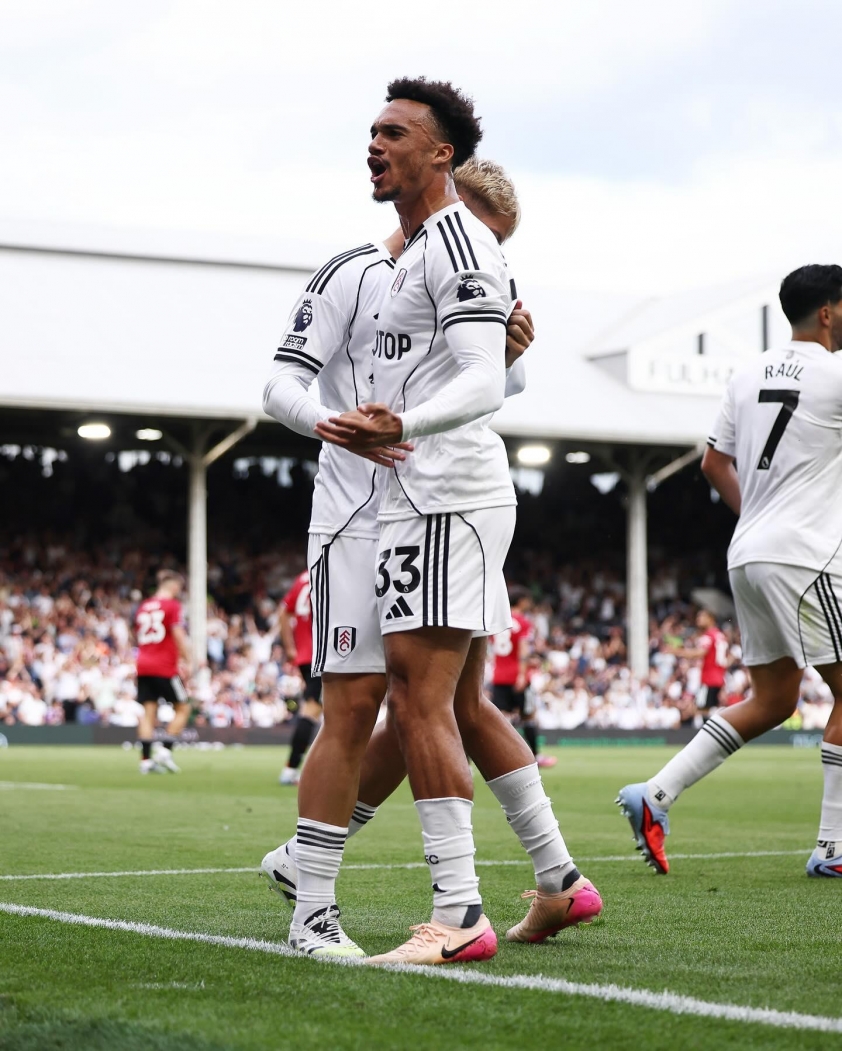 HLV Fulham: 'Có lẽ bàn thắng của MU nên bị hủy' 691306