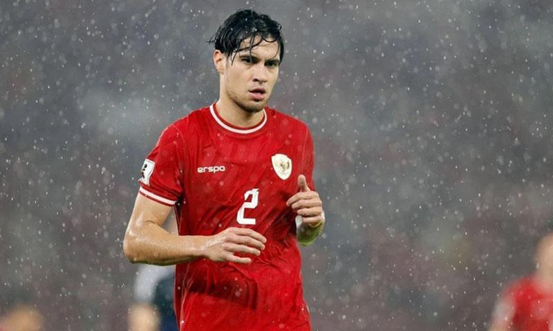 Kevin Diks trong màu áo ĐTQG Indonesia