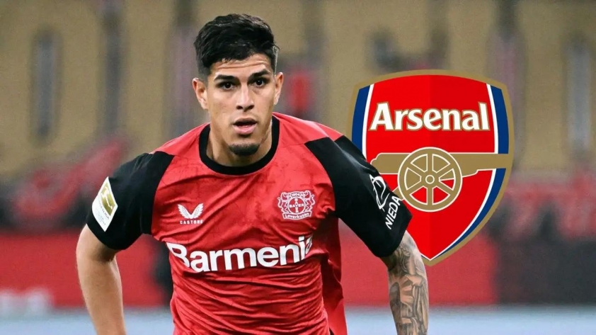 Hincápie gia nhập Arsenal