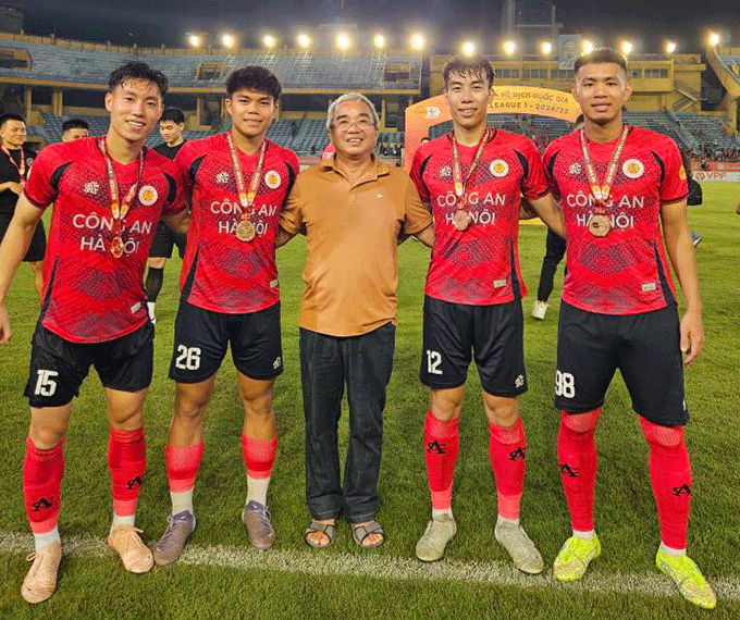PVF-CAND chính thức thăng hạng V.League 2025/26: Làn gió mới cho sân chơi đỉnh cao