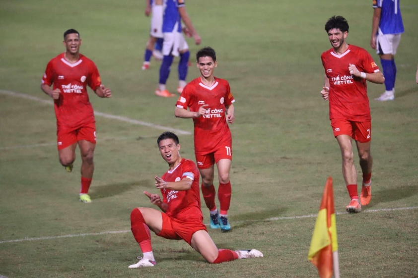 Bàn thắng đầu tiên của Viettel