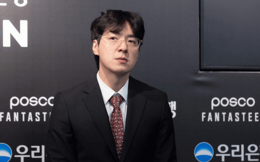 HLV kkOma phân tích trận đấu T1 vs Gen.G