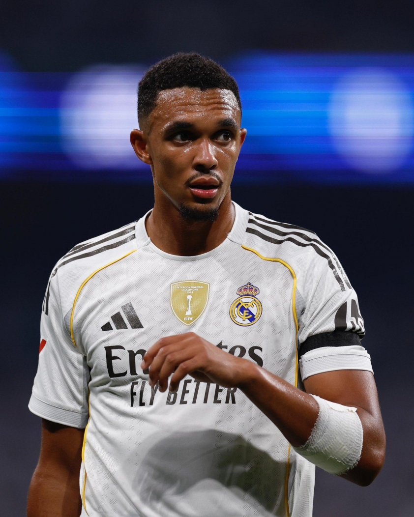 Alexander-Arnold cần thời gian để thích nghi với Real Madrid