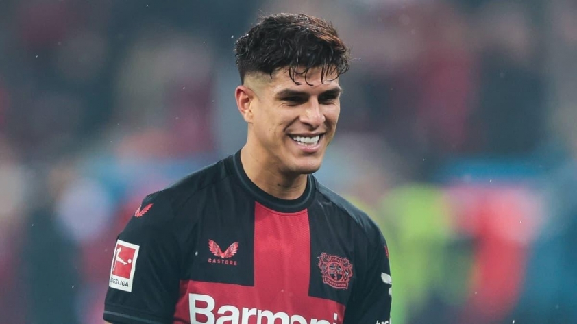 Đề nghị của Tottenham cho Hincapie