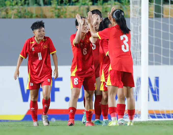 Hình ảnh ăn mừng chiến thắng