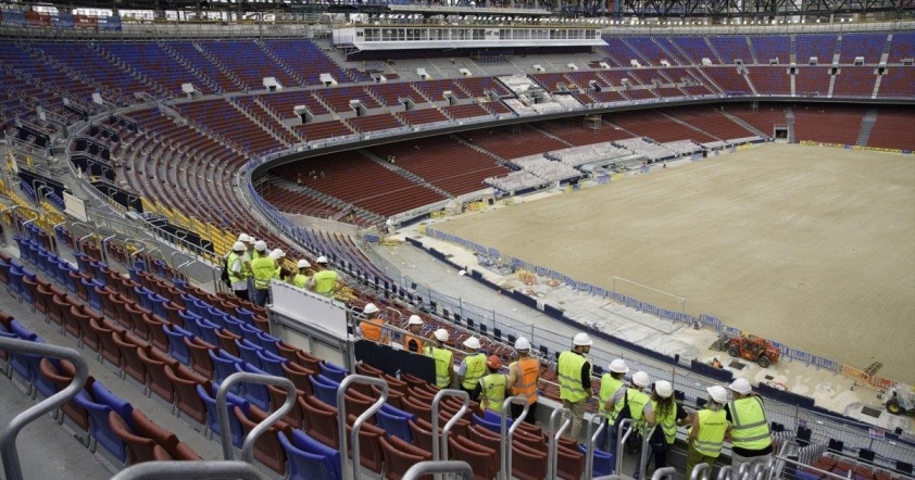 Sân Camp Nou vẫn chưa hoàn tất quá trình tu sửa Hình ảnh sân Camp Nou đang sửa chữa