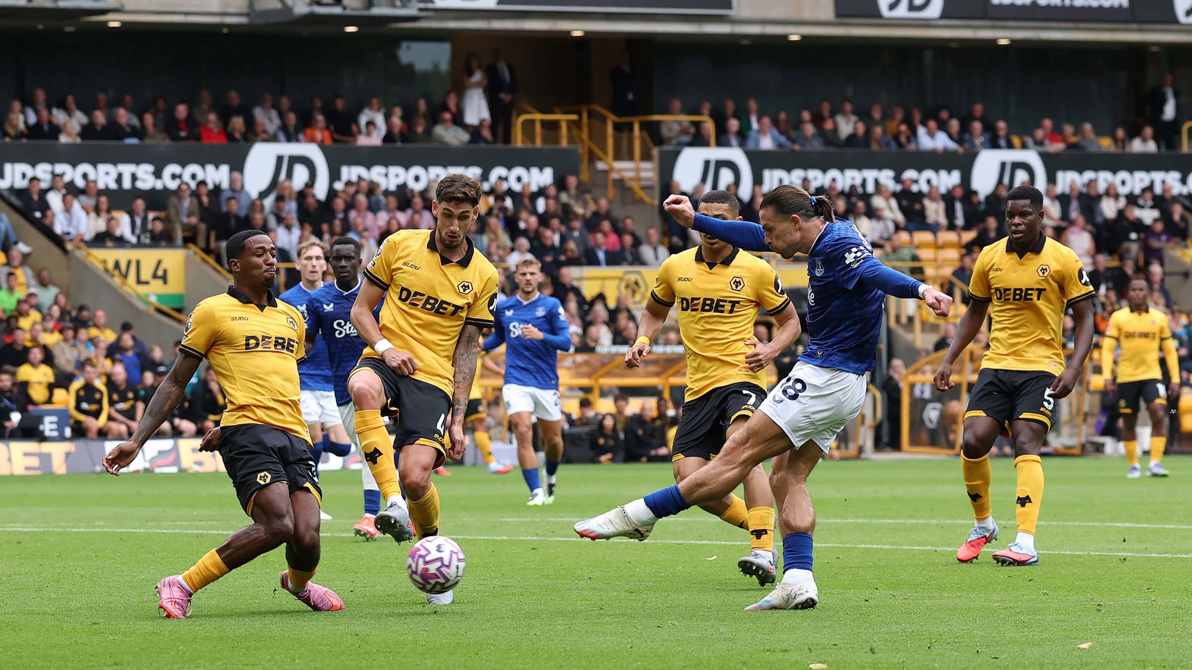 CĐV Wolves thất vọng