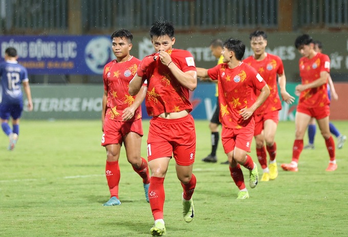 PVF-CAND bất ngờ thăng hạng V.League 2025/26 sau khi Quảng Nam rút lui