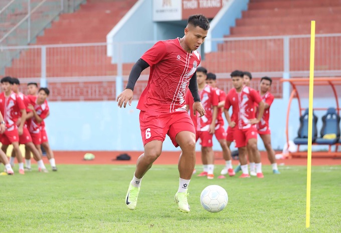 PVF-CAND bất ngờ thăng hạng V.League 2025/26 sau khi Quảng Nam rút lui