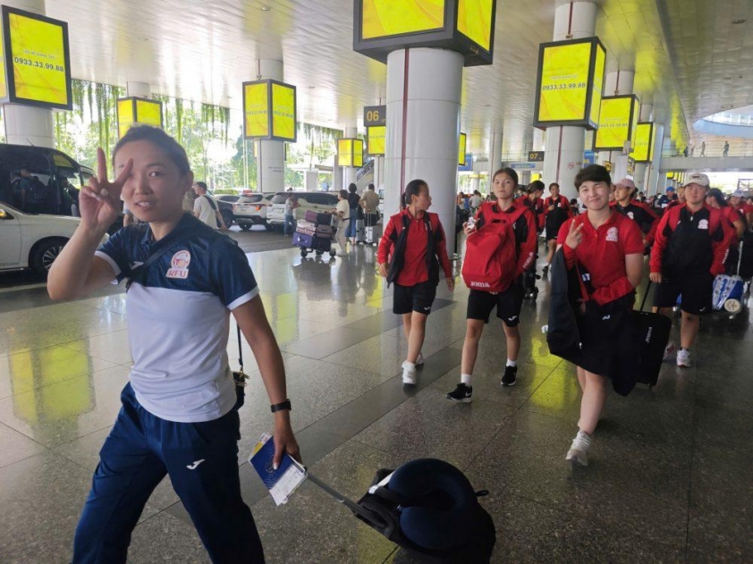 U20 nữ Kyrgyzstan và Hồng Kông (TQ) có mặt tại Hà Nội, sẵn sàng cho vòng loại U20 nữ châu Á 2026