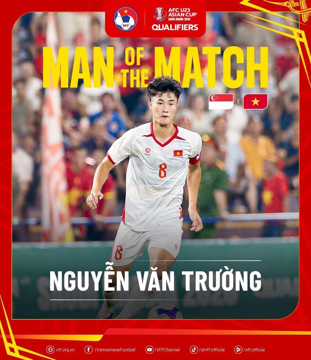 Nguyễn Văn Trường nhận danh hiệu cầu thủ xuất sắc nhất trận