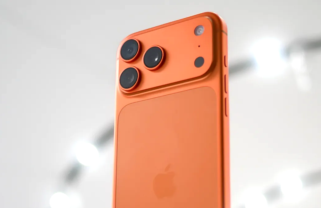 iPhone 17 Pro Max màu cam Cosmic Orange