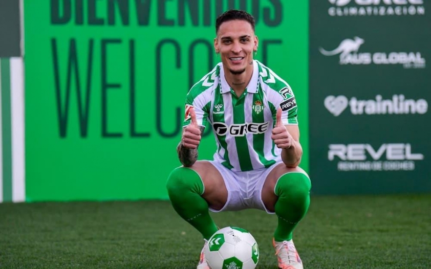 Antony và Real Betis