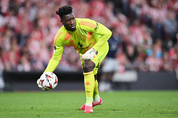 Andre Onana rời MU