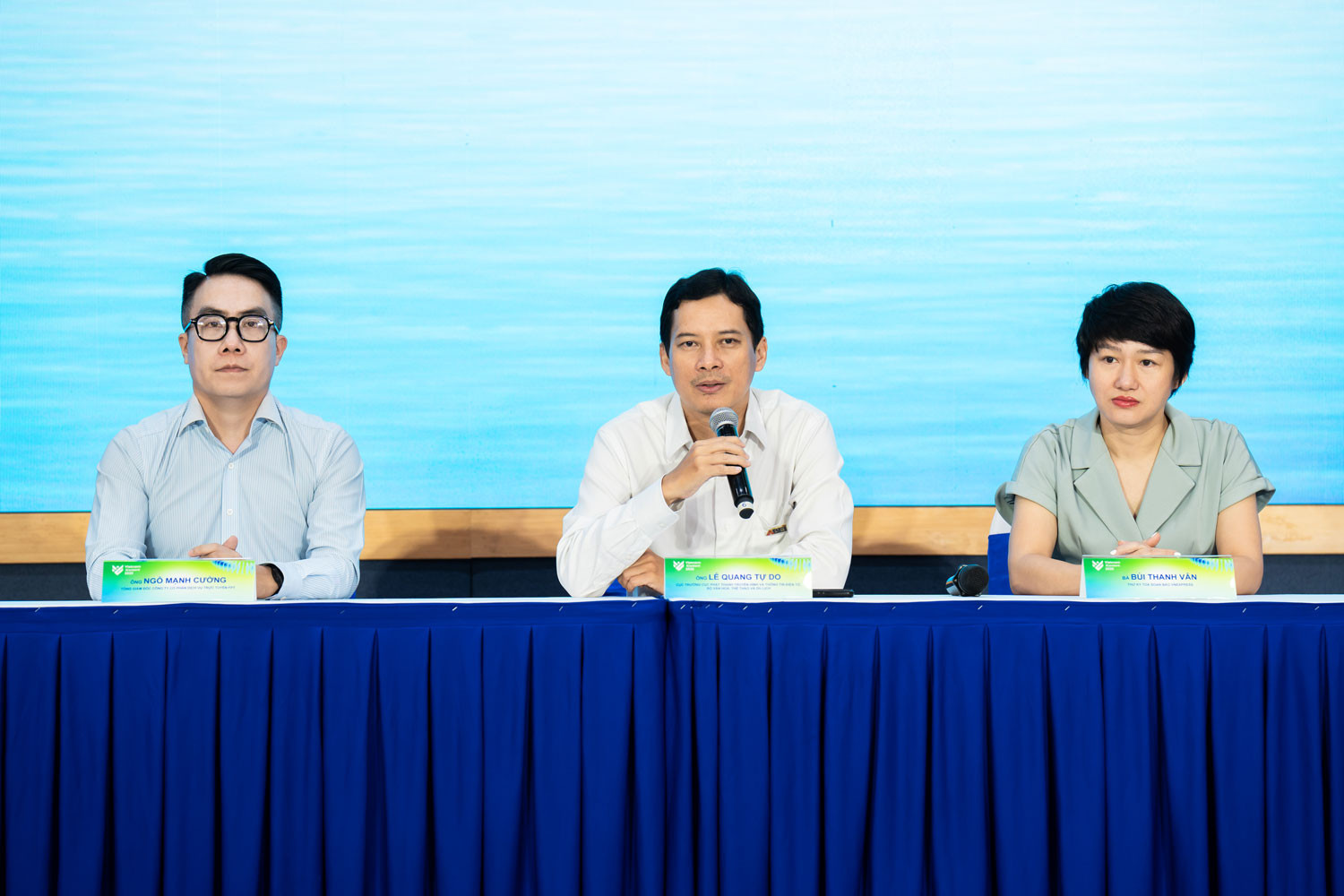 Ban tổ chức họp báo sự kiện Vietnam iContent