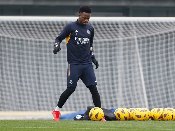Vinicius hy vọng bùng nổ tại Real Madrid