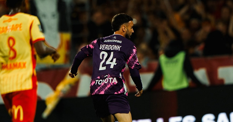 Hậu vệ nhập tịch Indonesia trình làng, đội nhà thảm bại 0-3 tại Ligue 1 - Ảnh 2