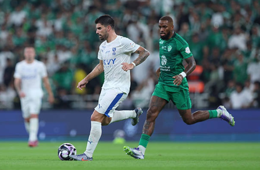 Joao Neves đang được MU quan tâm