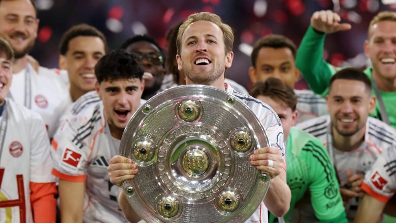 Harry Kane ăn mừng bàn thắng