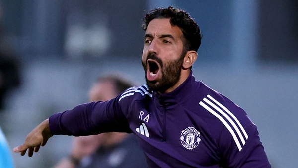 HLV Ruben Amorim chịu áp lực lớn tại Man Utd