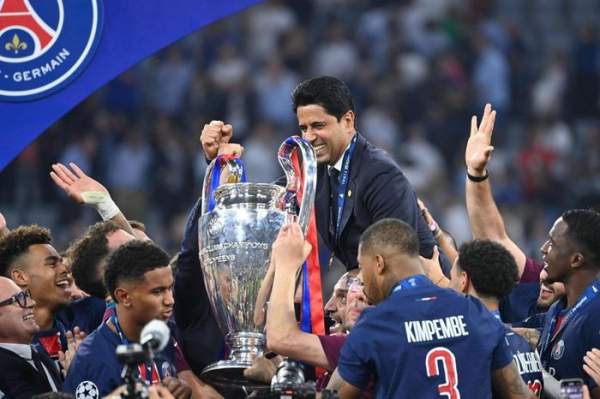 Vitinha thi đấu cho PSG