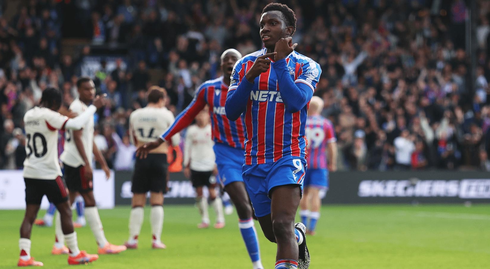 Crystal Palace thi đấu xuất sắc