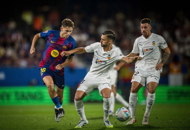 Valencia thua đậm Barca