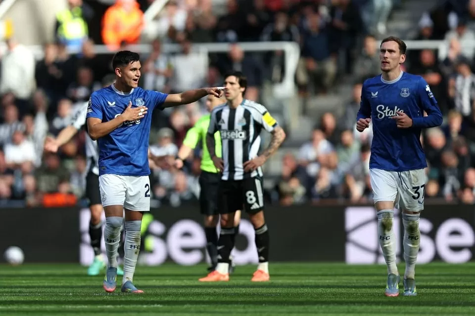 Newcastle bất ngờ để thua Everton ở vòng hạ màn Ngoại hạng Anh 2024/25